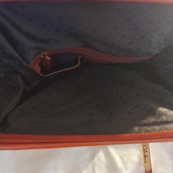 Purse - Picture 2 of 3